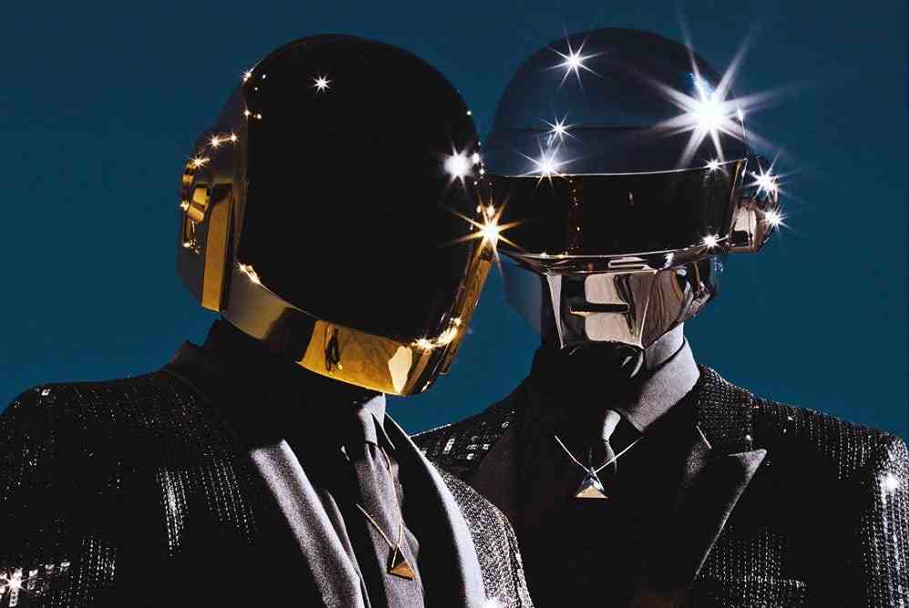 Daft-Punk-band-starts-with-D