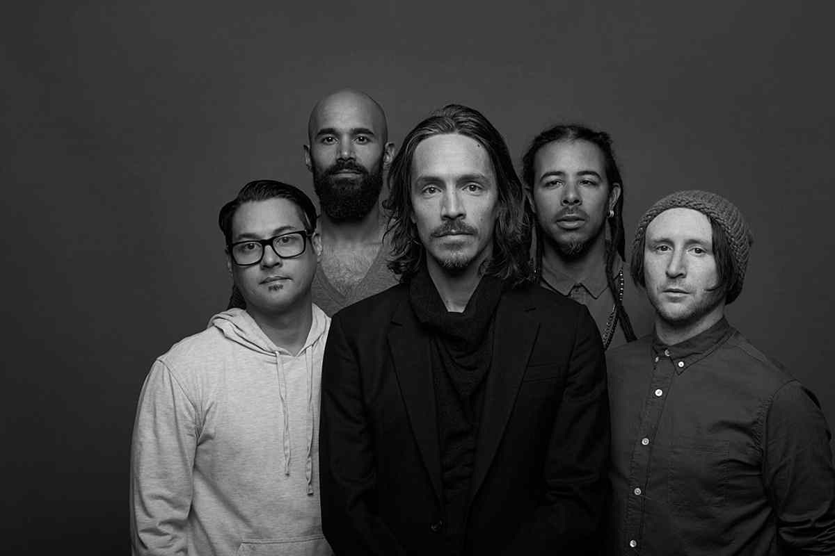 Incubus-top-bands-starts-with-I