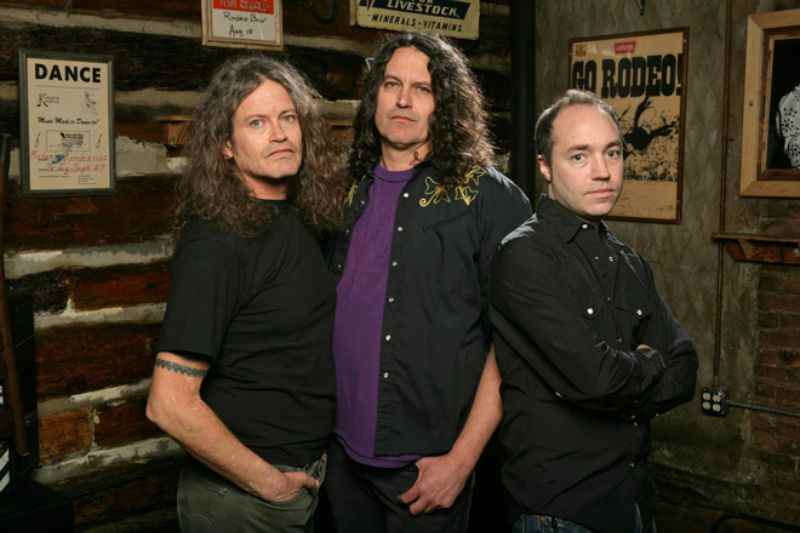 band-from-Arizona-meat-puppets